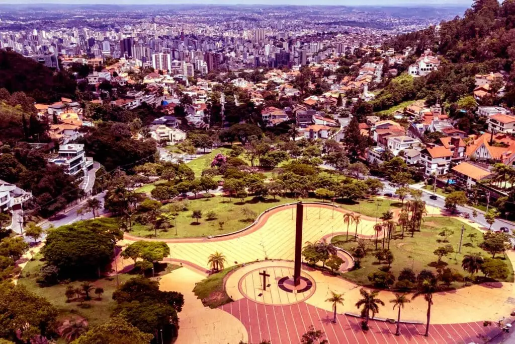 Dicas de Hotéis ideais para viagens a trabalho em BH